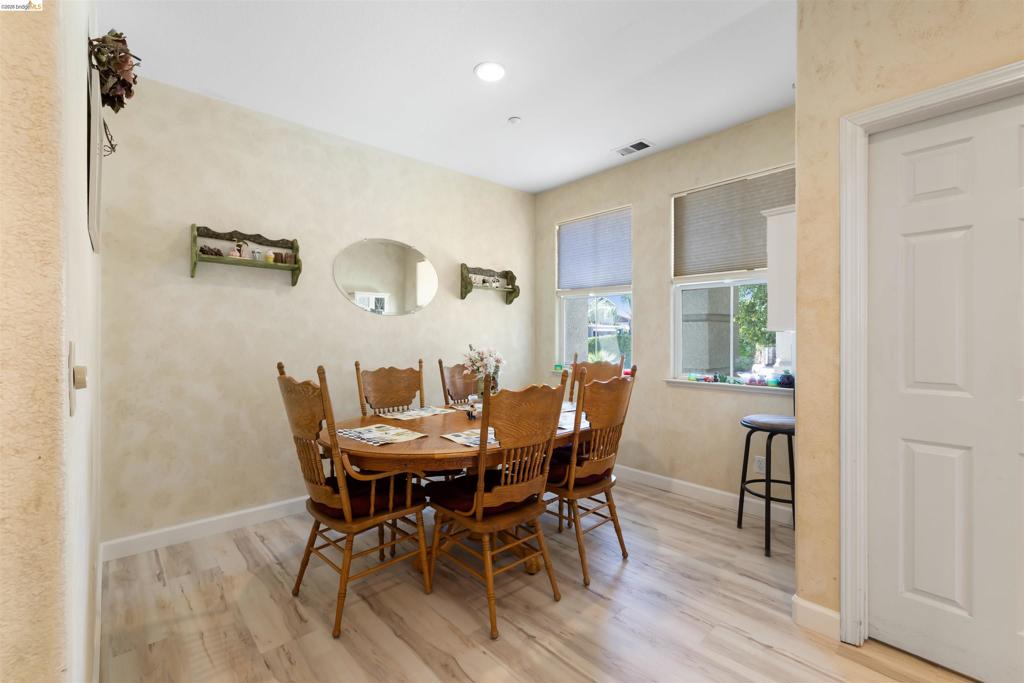 647 Macadamia Ct, Brentwood (CC), CA 94513