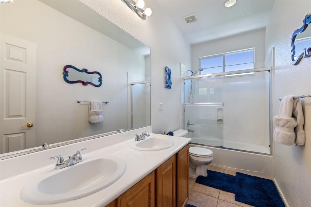647 Macadamia Ct, Brentwood (CC), CA 94513