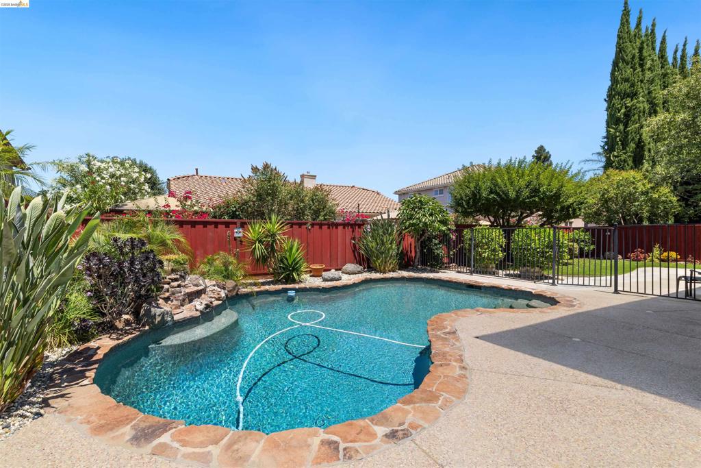 647 Macadamia Ct, Brentwood (CC), CA 94513