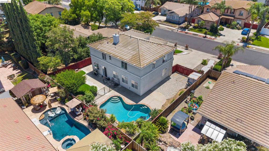 647 Macadamia Ct, Brentwood (CC), CA 94513
