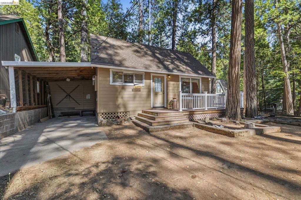 23117 Cresta Dr, Twain Harte, CA 95383