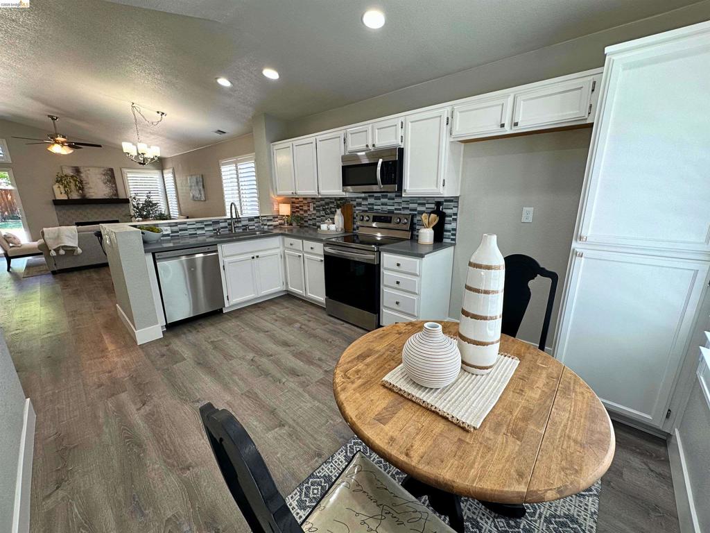 3014 Wright Way, Brentwood (CC), CA 94513