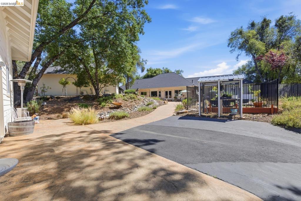 15620 Curtis CIR, Sonora, CA 95370