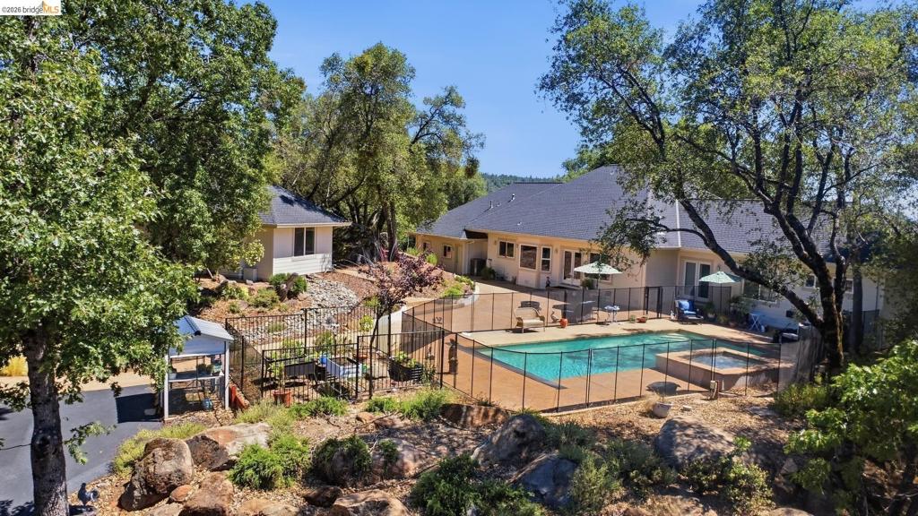 15620 Curtis CIR, Sonora, CA 95370