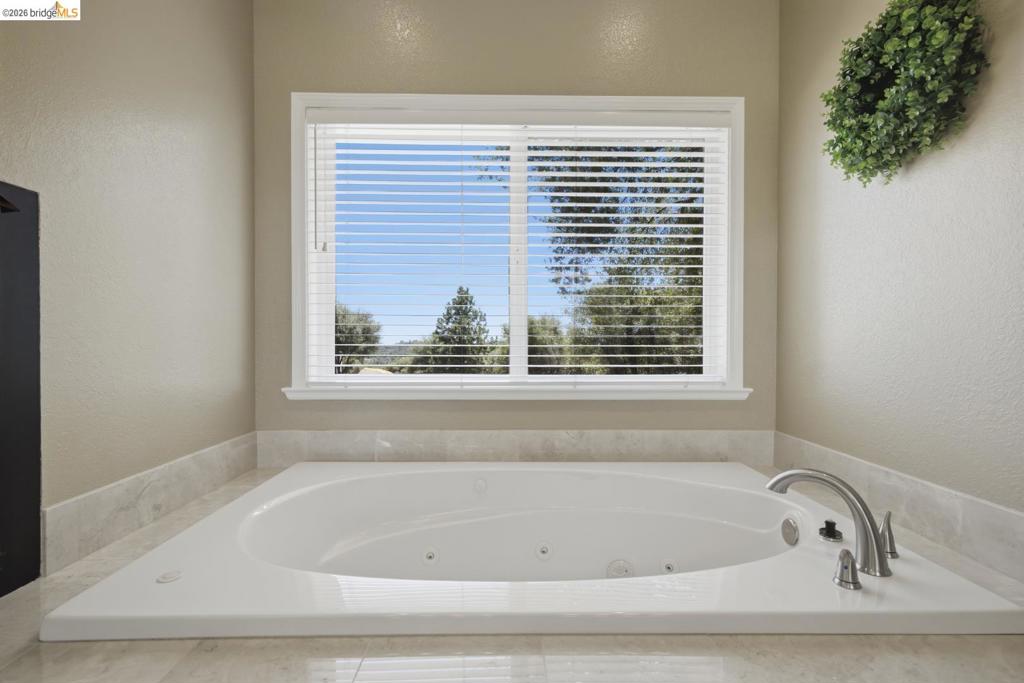 15620 Curtis CIR, Sonora, CA 95370