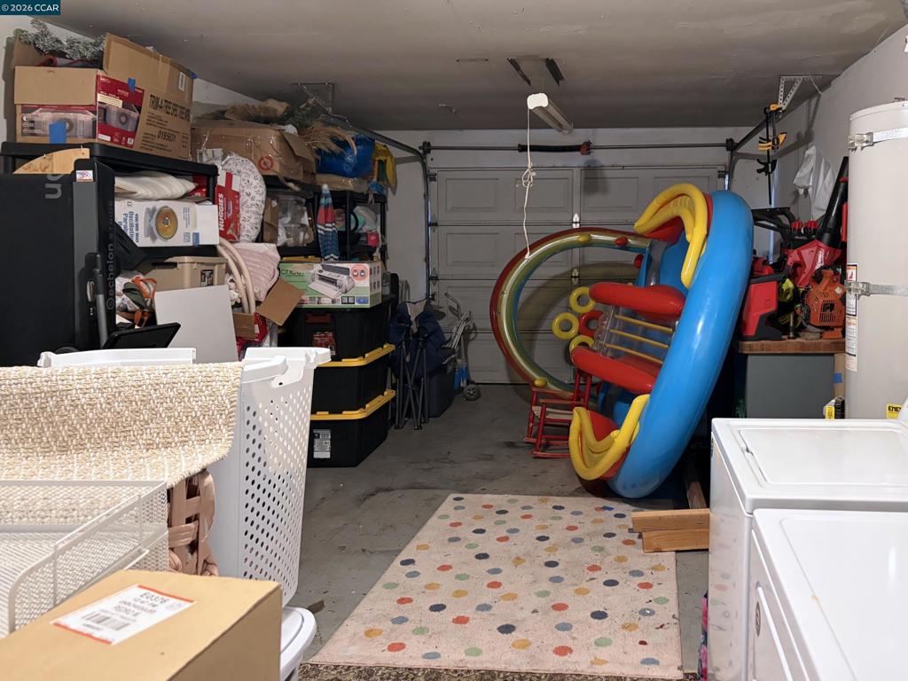 2404 2406 Counts Ct, Modesto, CA 95355