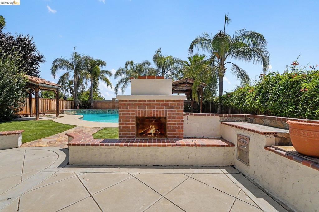 438 Montecito Dr, Brentwood (CC), CA 94513