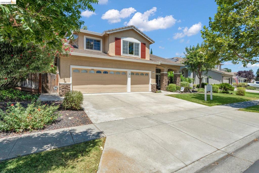 569 Apple Hill Dr, Brentwood (CC), CA 94513