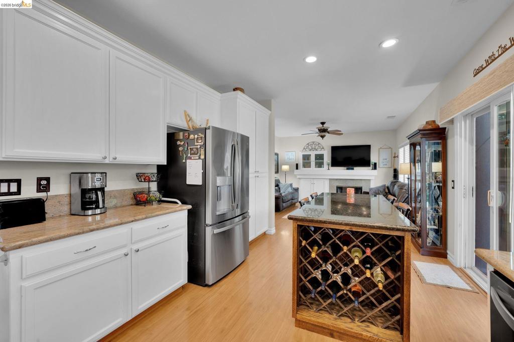 569 Apple Hill Dr, Brentwood (CC), CA 94513