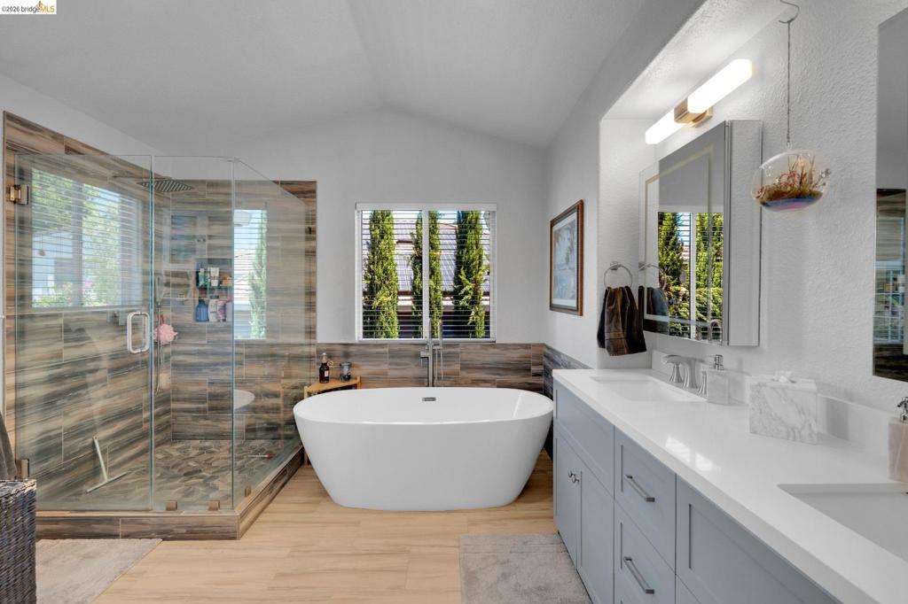 569 Apple Hill Dr, Brentwood (CC), CA 94513