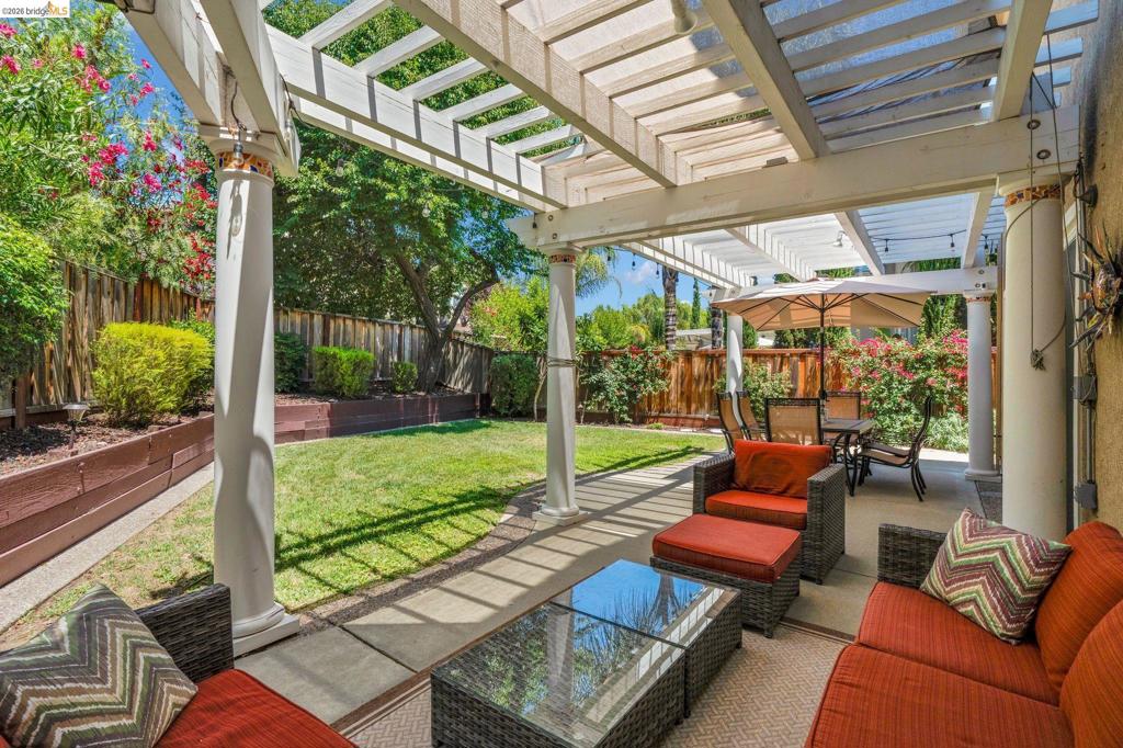 569 Apple Hill Dr, Brentwood (CC), CA 94513