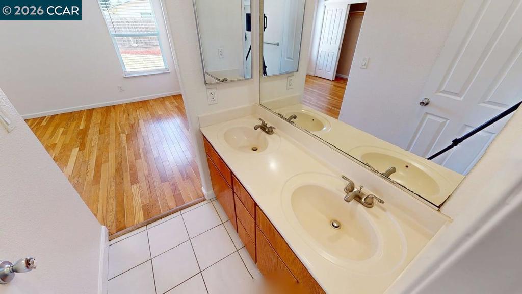 2301 Park East Dr, Modesto, CA 95351