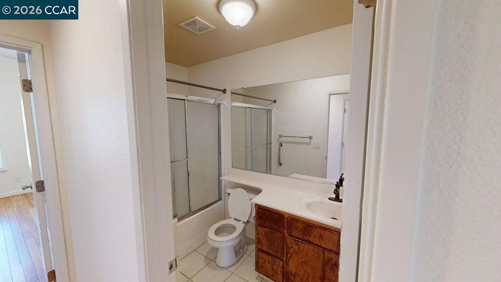 2301 Park East Dr, Modesto, CA 95351