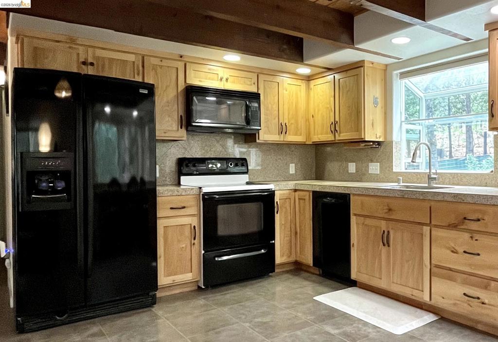 16643 Saddle Ct, Sonora, CA 95370