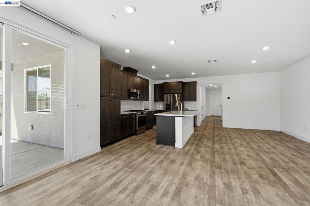 1744 Marino Way, Manteca, CA 95337