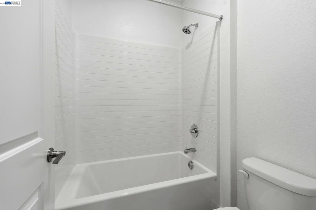 1744 Marino Way, Manteca, CA 95337
