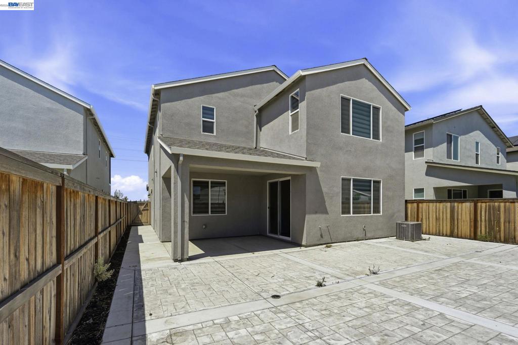 1744 Marino Way, Manteca, CA 95337