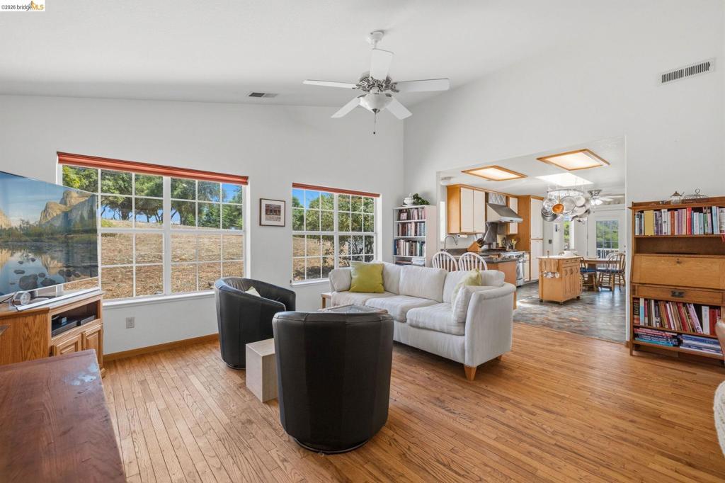 10331 Slate Rim Rd, Sonora, CA 95370