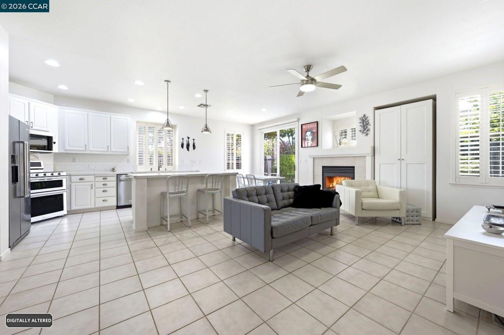 1070 Somersby Way, Brentwood (CC), CA 94513