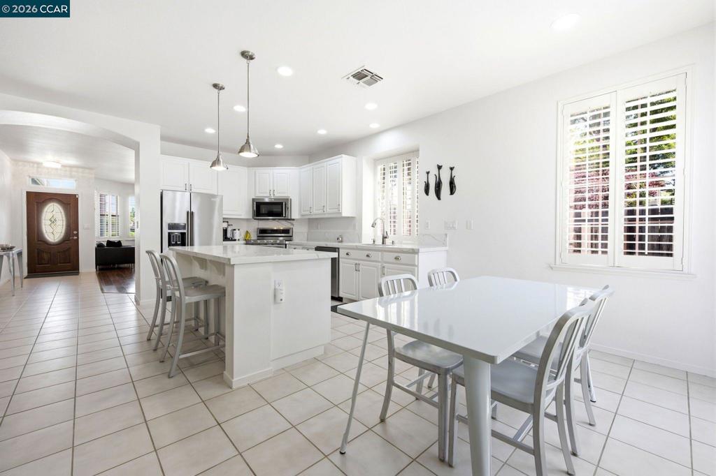 1070 Somersby Way, Brentwood (CC), CA 94513