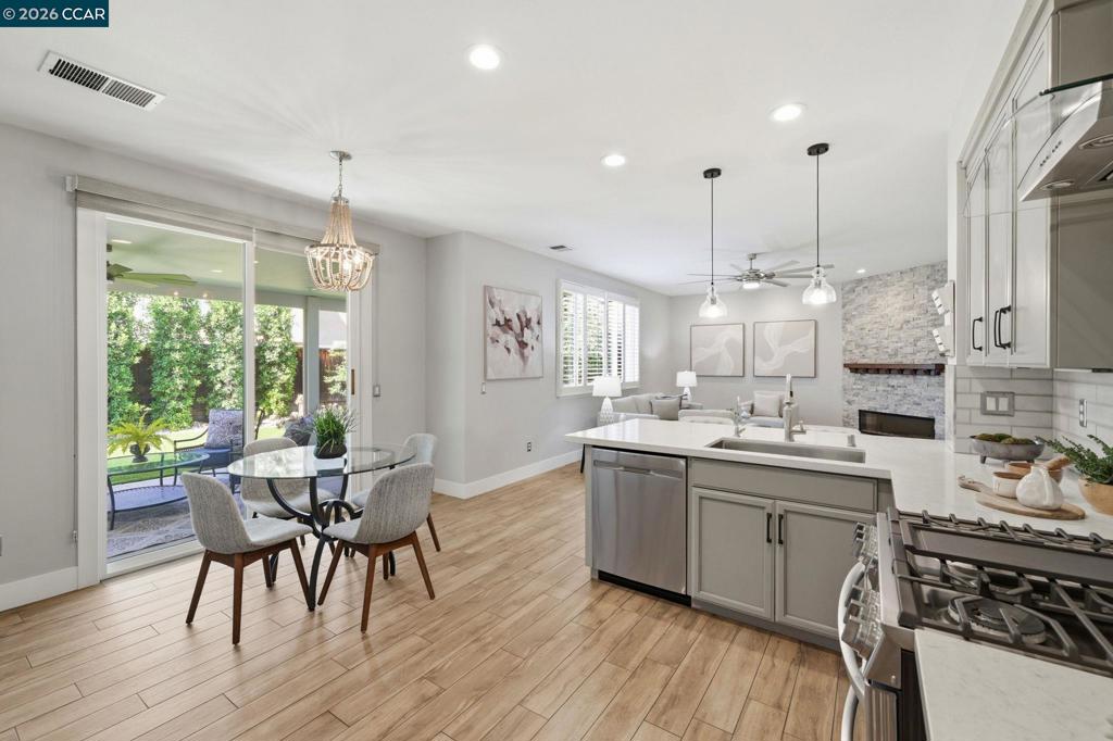 2037 Newton, Brentwood (CC), CA 94513