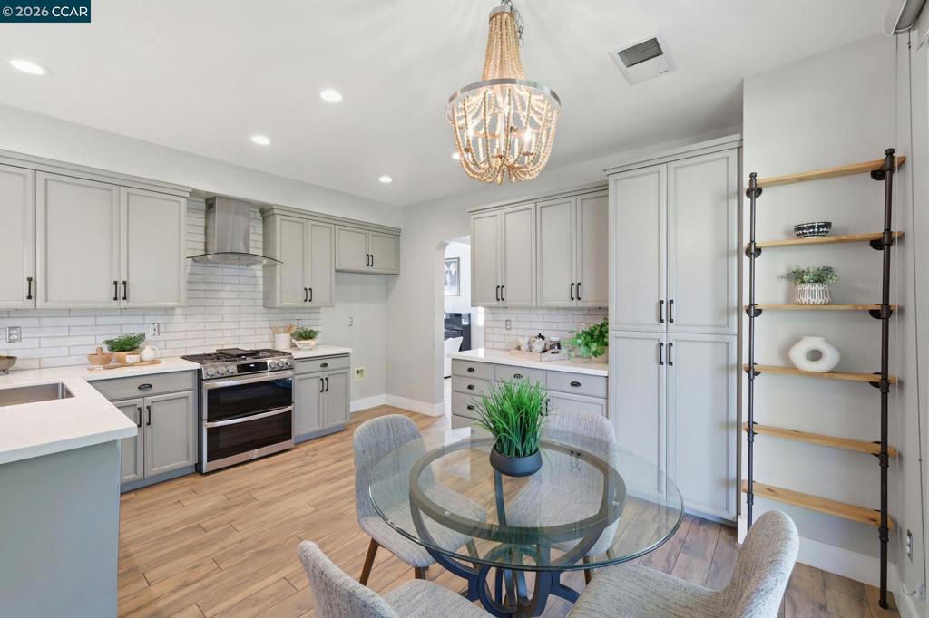 2037 Newton, Brentwood (CC), CA 94513