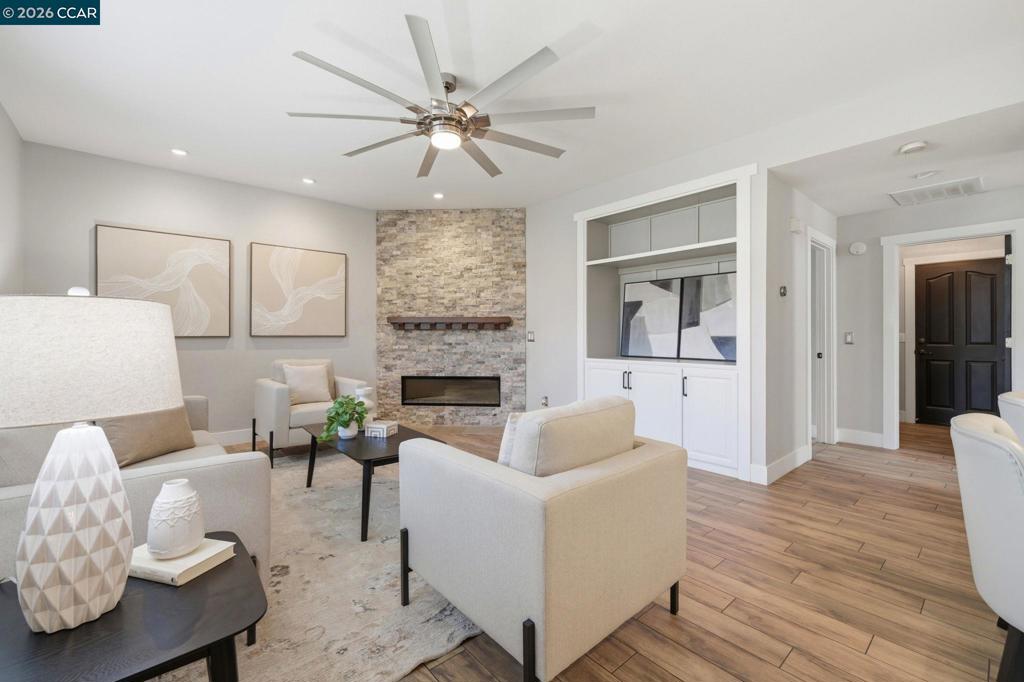 2037 Newton, Brentwood (CC), CA 94513