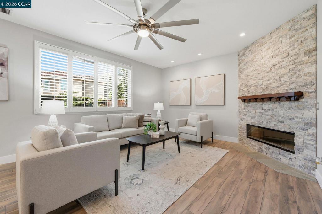 2037 Newton, Brentwood (CC), CA 94513
