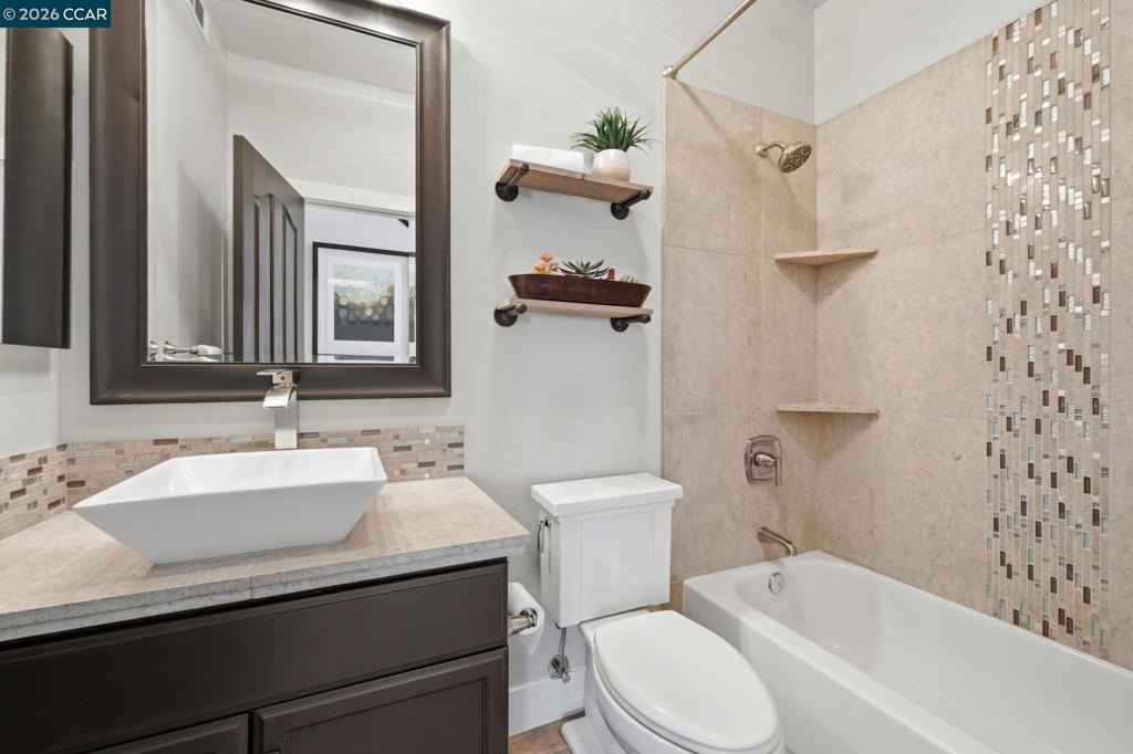 2037 Newton, Brentwood (CC), CA 94513