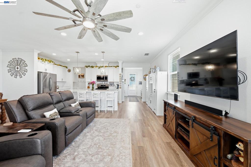 2249 Enchantment, Manteca, CA 95337