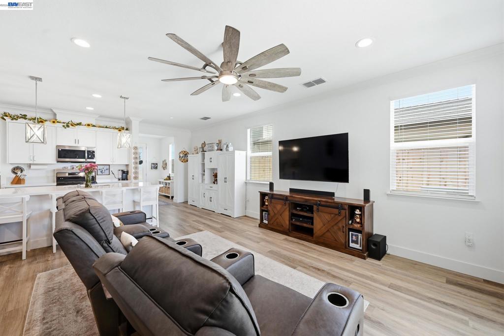 2249 Enchantment, Manteca, CA 95337