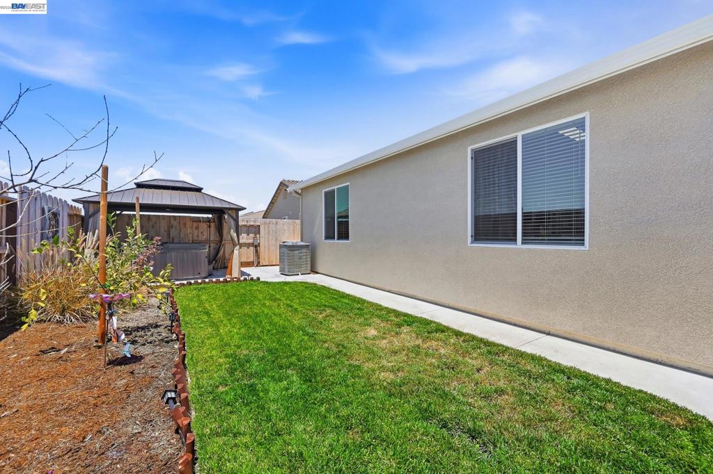 2249 Enchantment, Manteca, CA 95337