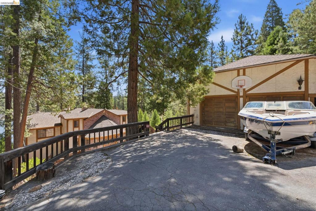 20144 Lower Skyridge, Groveland, CA 95321