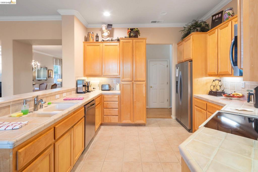 725 Richardson Drive, Brentwood (CC), CA 94513