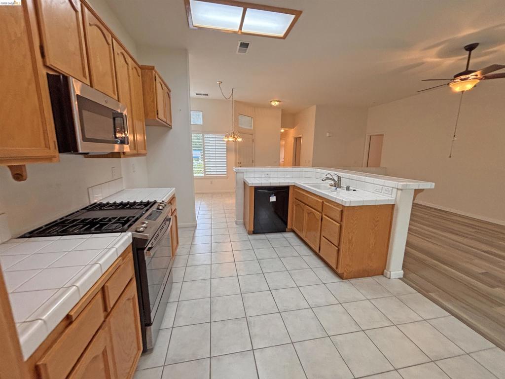 1574 Spigold Way, Brentwood (CC), CA 94513