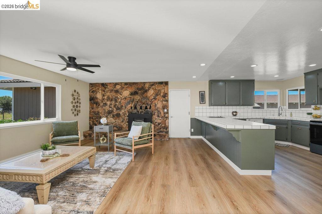 121 Markey Ln, Brentwood (CC), CA 94513