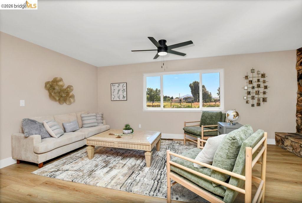 121 Markey Ln, Brentwood (CC), CA 94513