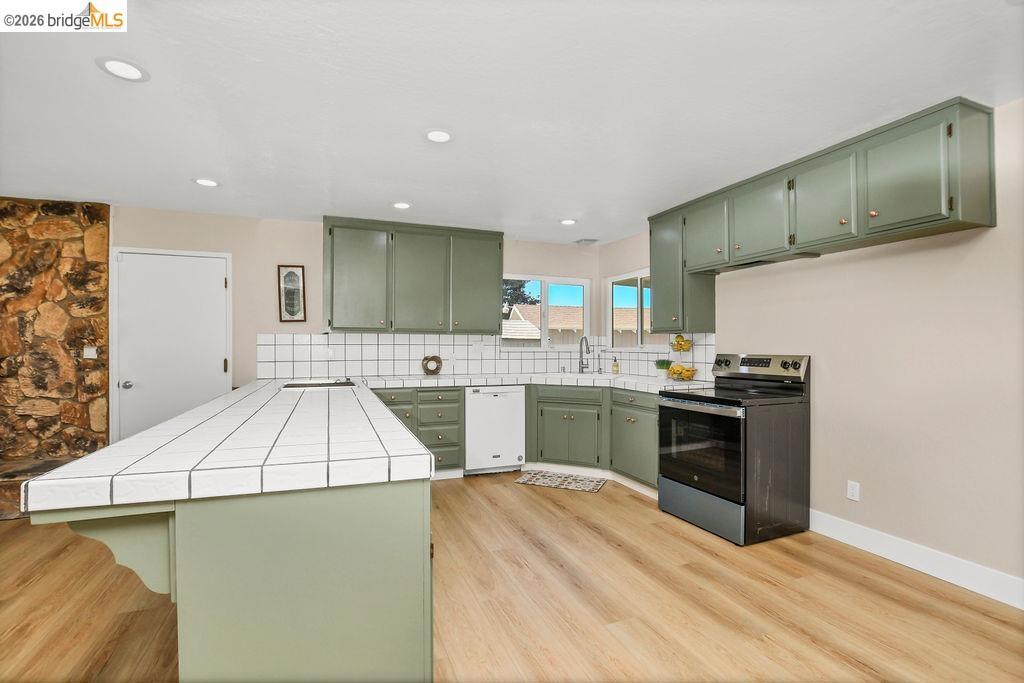121 Markey Ln, Brentwood (CC), CA 94513