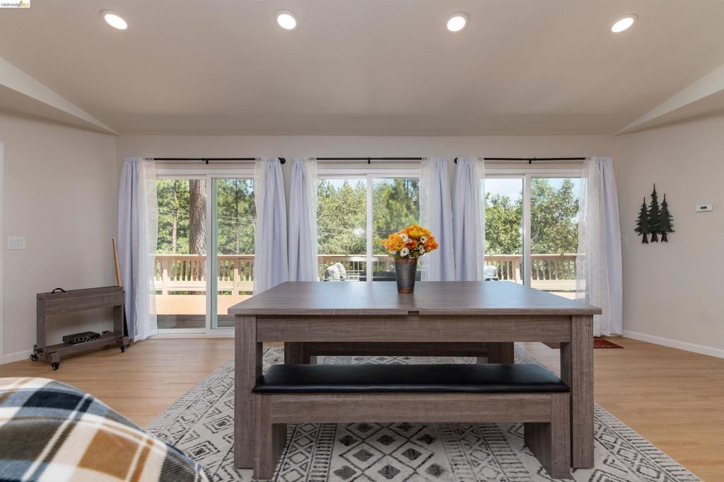 23984 Oxbow Ln South, Sonora, CA 95370-0000