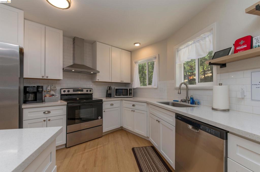 23984 Oxbow Ln South, Sonora, CA 95370-0000