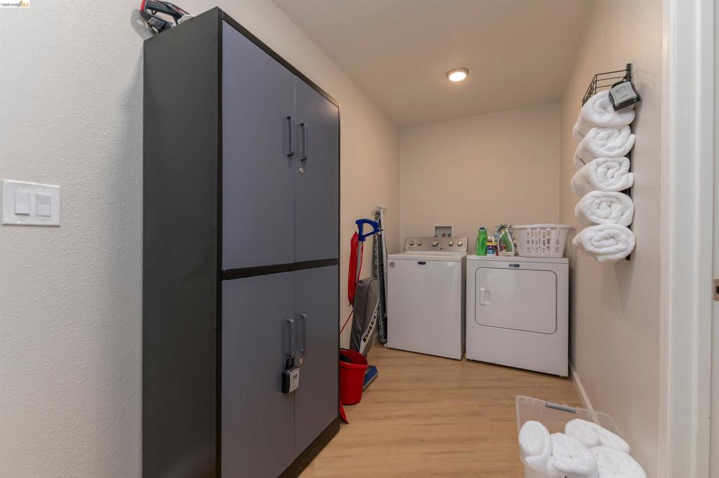 23984 Oxbow Ln South, Sonora, CA 95370-0000