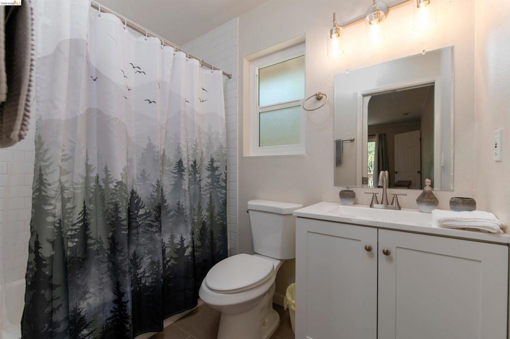 23984 Oxbow Ln South, Sonora, CA 95370-0000