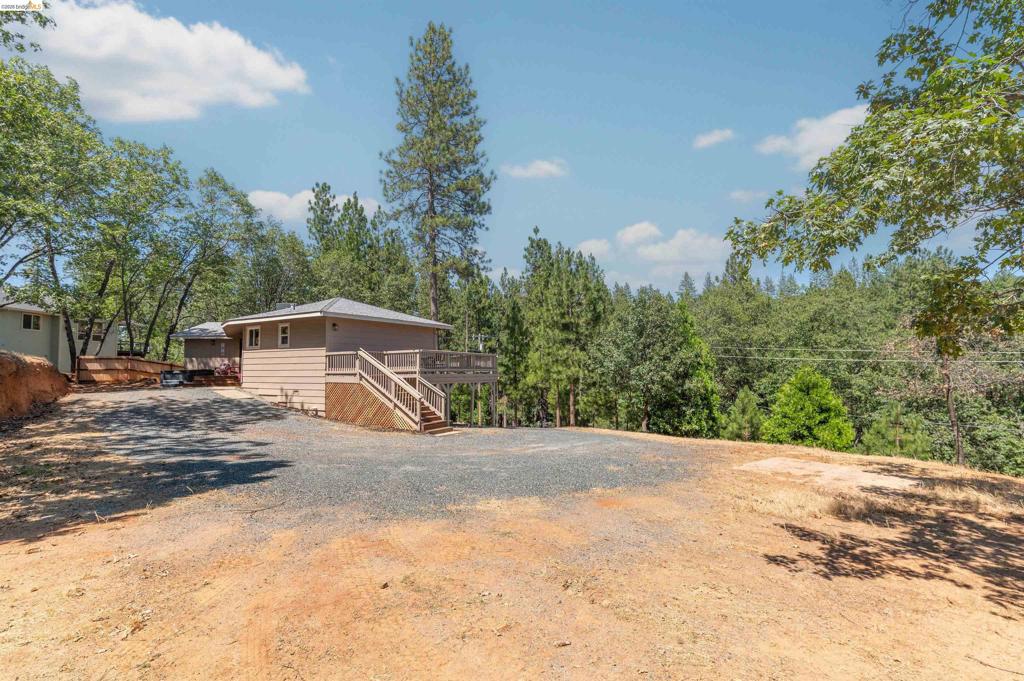 23984 Oxbow Ln South, Sonora, CA 95370-0000