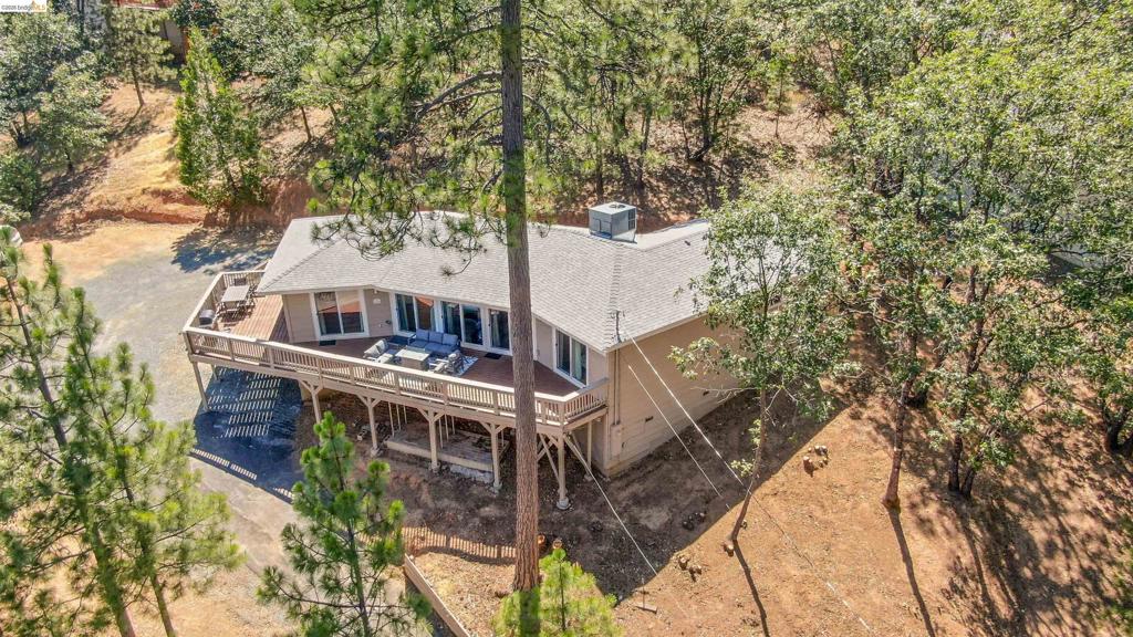 23984 Oxbow Ln South, Sonora, CA 95370-0000