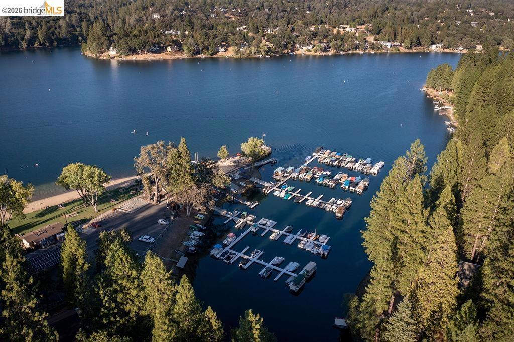 12701 Cresthaven Dr, Groveland, CA 95321