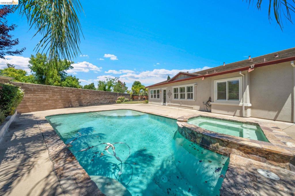 2397 Boulder St, Brentwood (CC), CA 94513