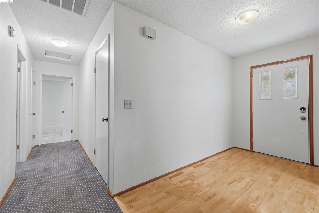21478 Paseo De Los Portales, Sonora, CA 95370