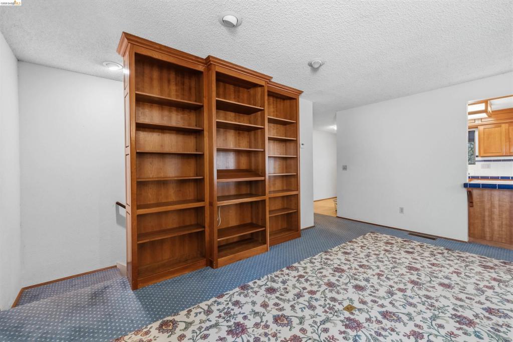 21478 Paseo De Los Portales, Sonora, CA 95370