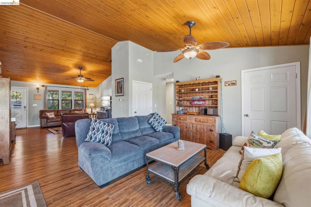 12312 Tower Peak Ct., Groveland, CA 95321
