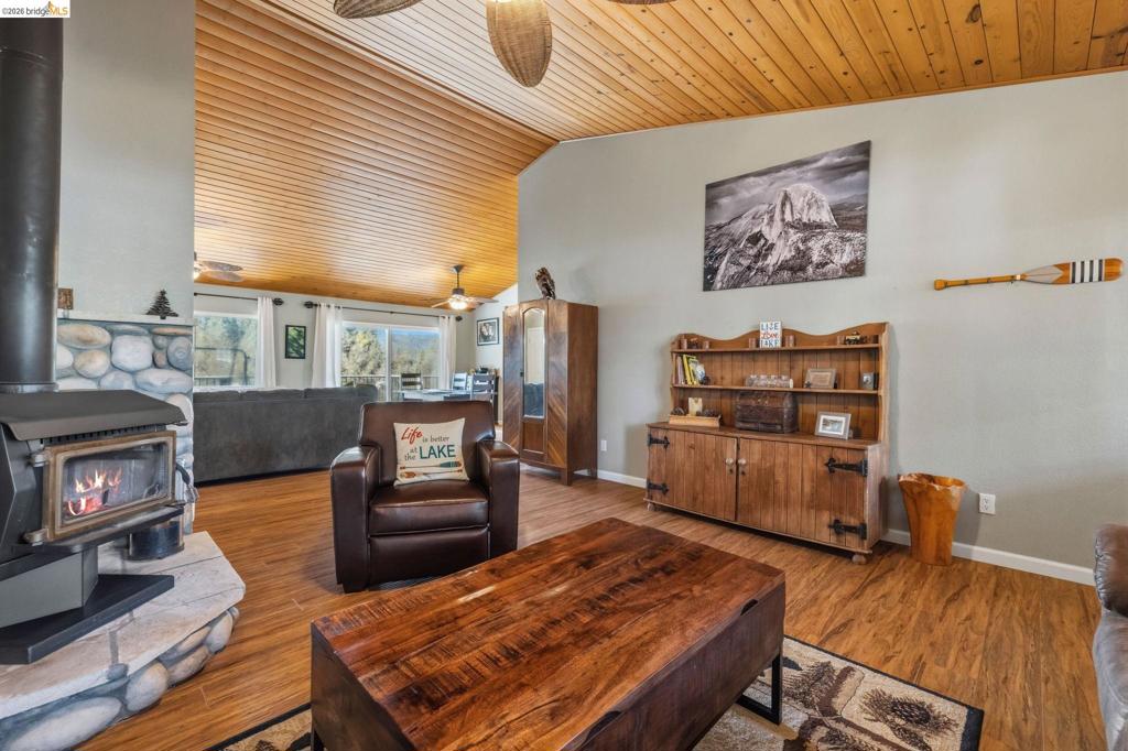 12312 Tower Peak Ct., Groveland, CA 95321